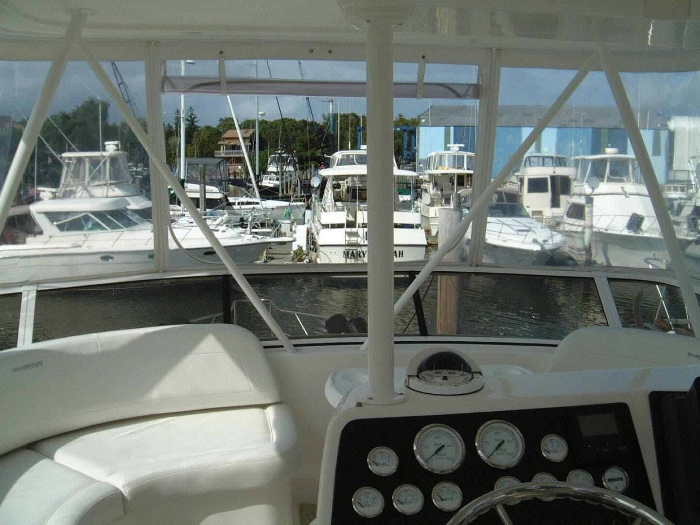 2000 Silverton 42 Convertible — photo 6