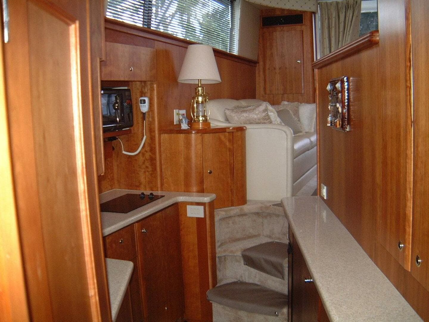 2000 Silverton 42 Convertible — photo 10