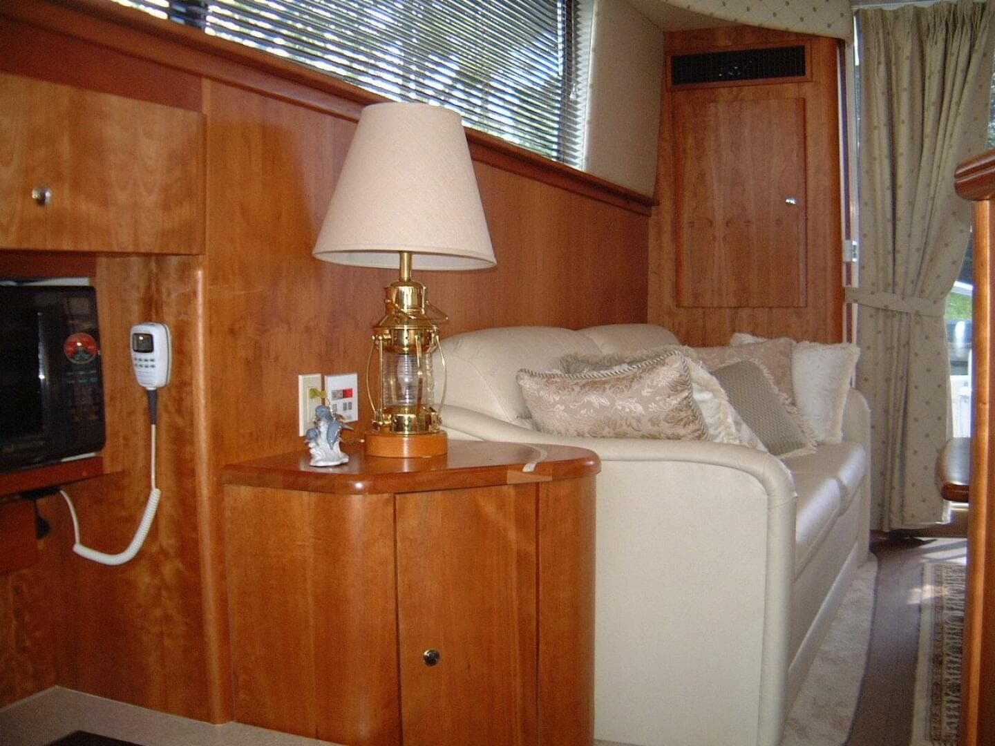 2000 Silverton 42 Convertible — photo 8