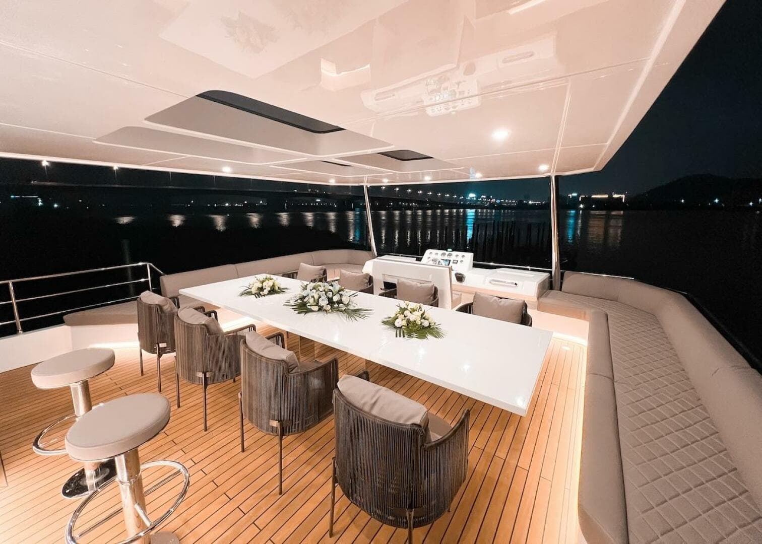 2026 Diamond Yachts Ef 56 Power Catamaran — photo 25