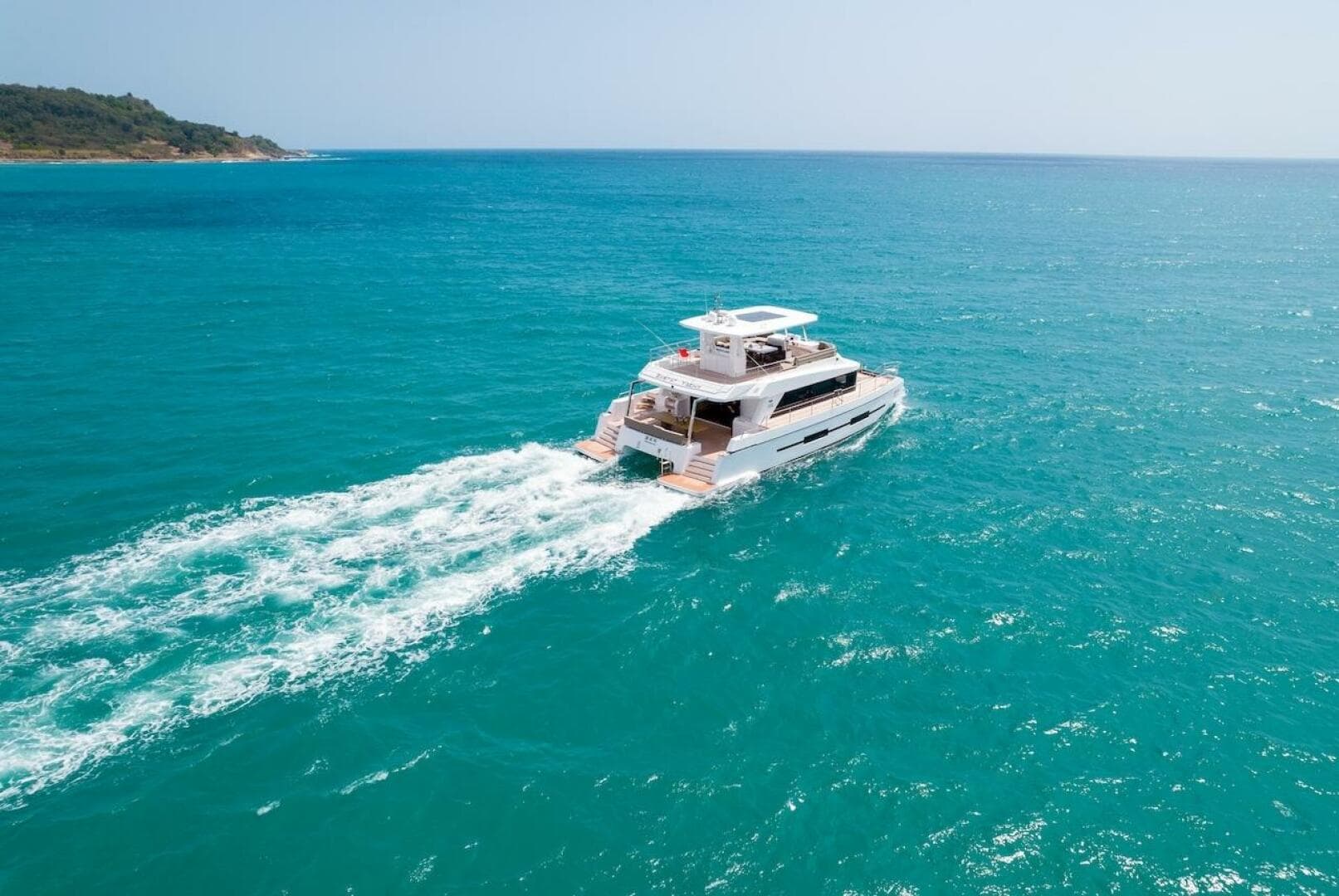 2026 Diamond Yachts Ef 56 Power Catamaran — photo 4