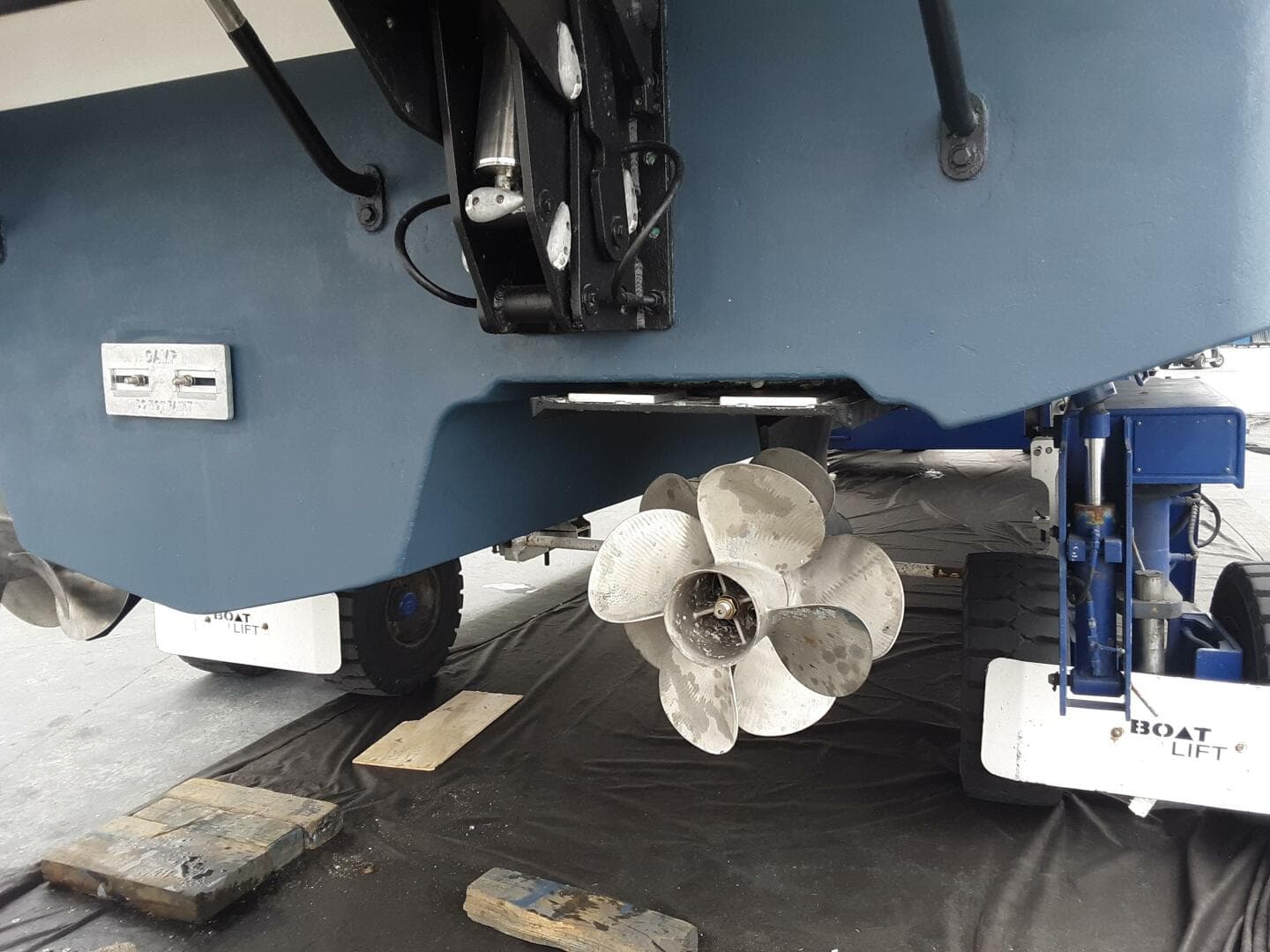 2016 Sabre 48 Salon Express — photo 65