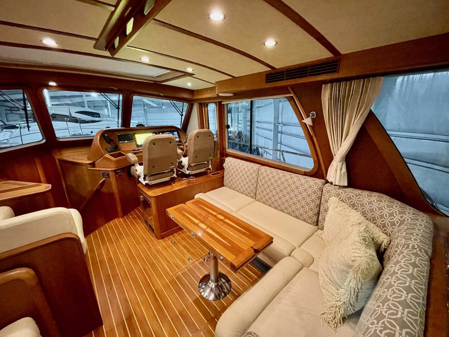 2016 Sabre 48 Salon Express — photo 50