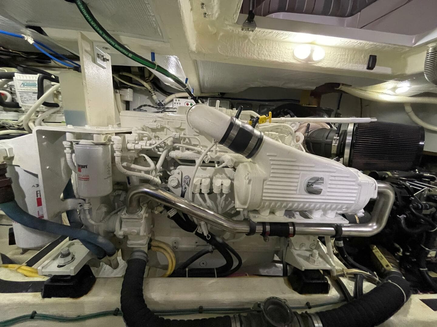 2016 Sabre 48 Salon Express — photo 62