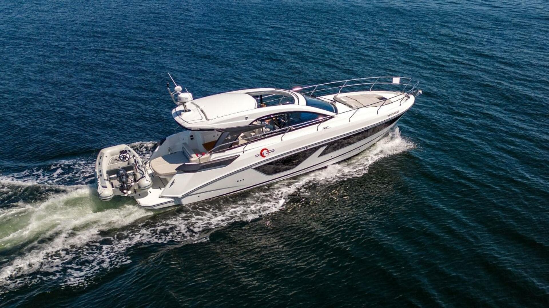 2022 Beneteau Gran Turismo — photo 1