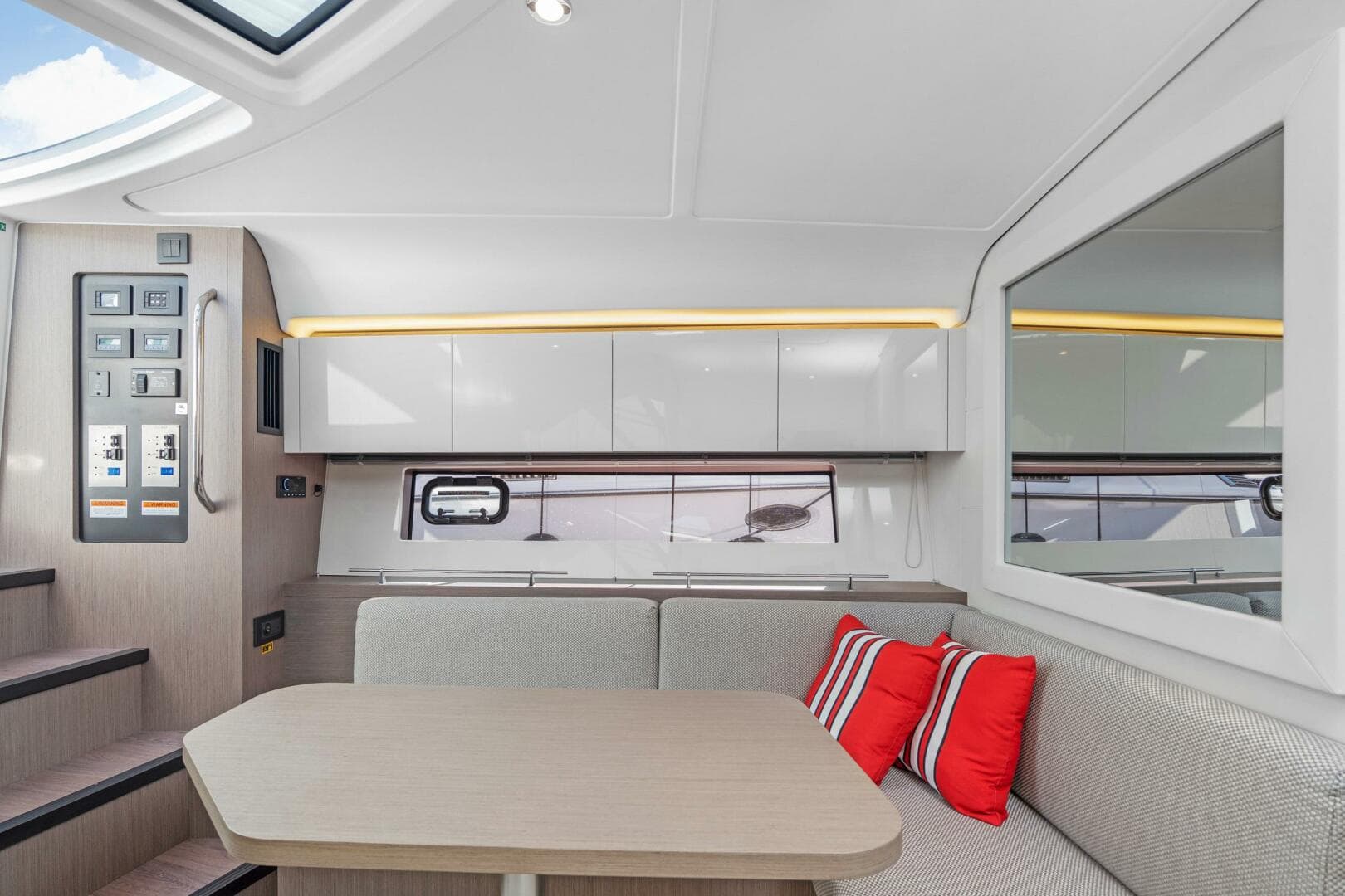 2022 Beneteau Gran Turismo — photo 23