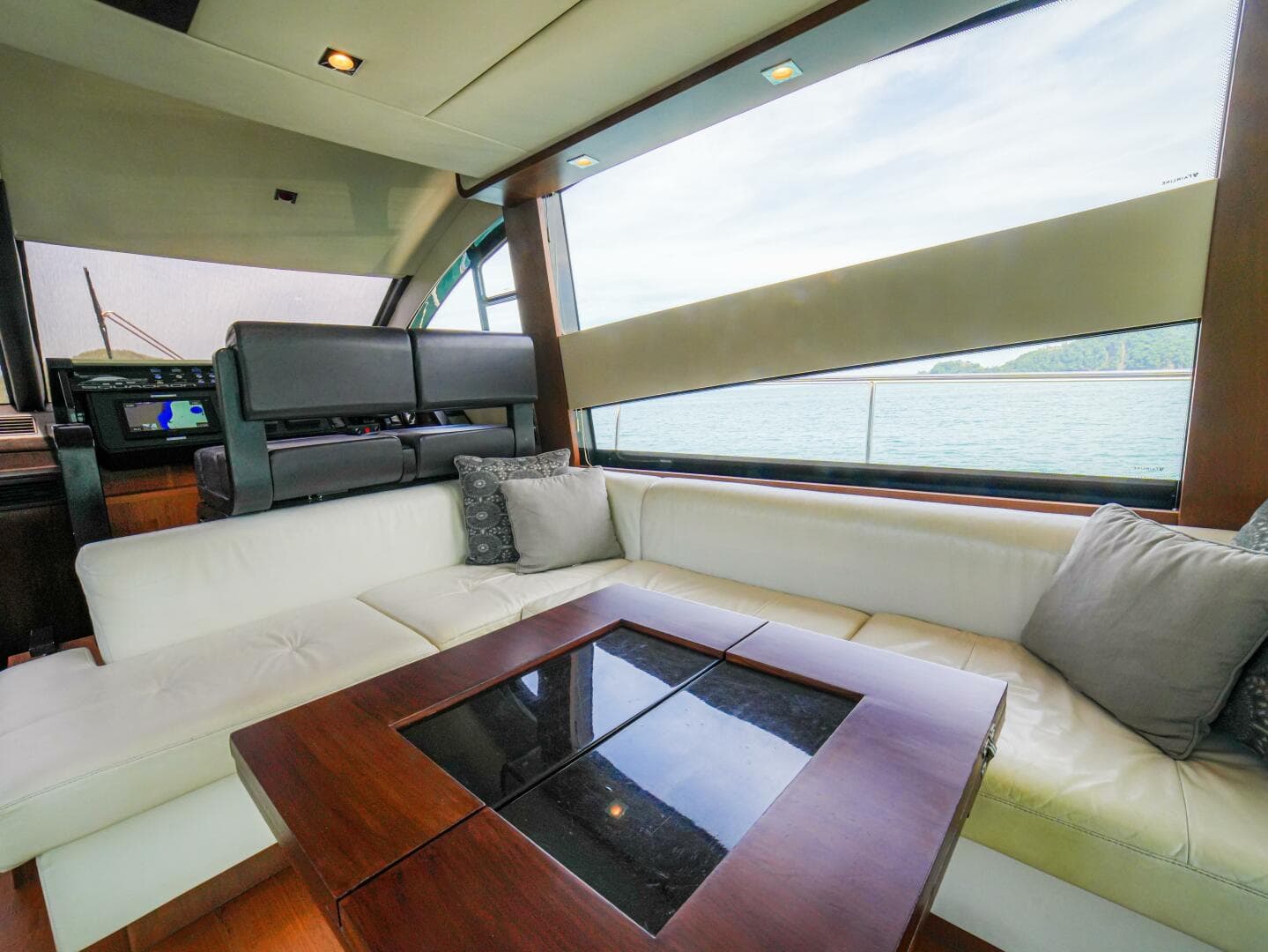 2014 Fairline 50 — photo 29