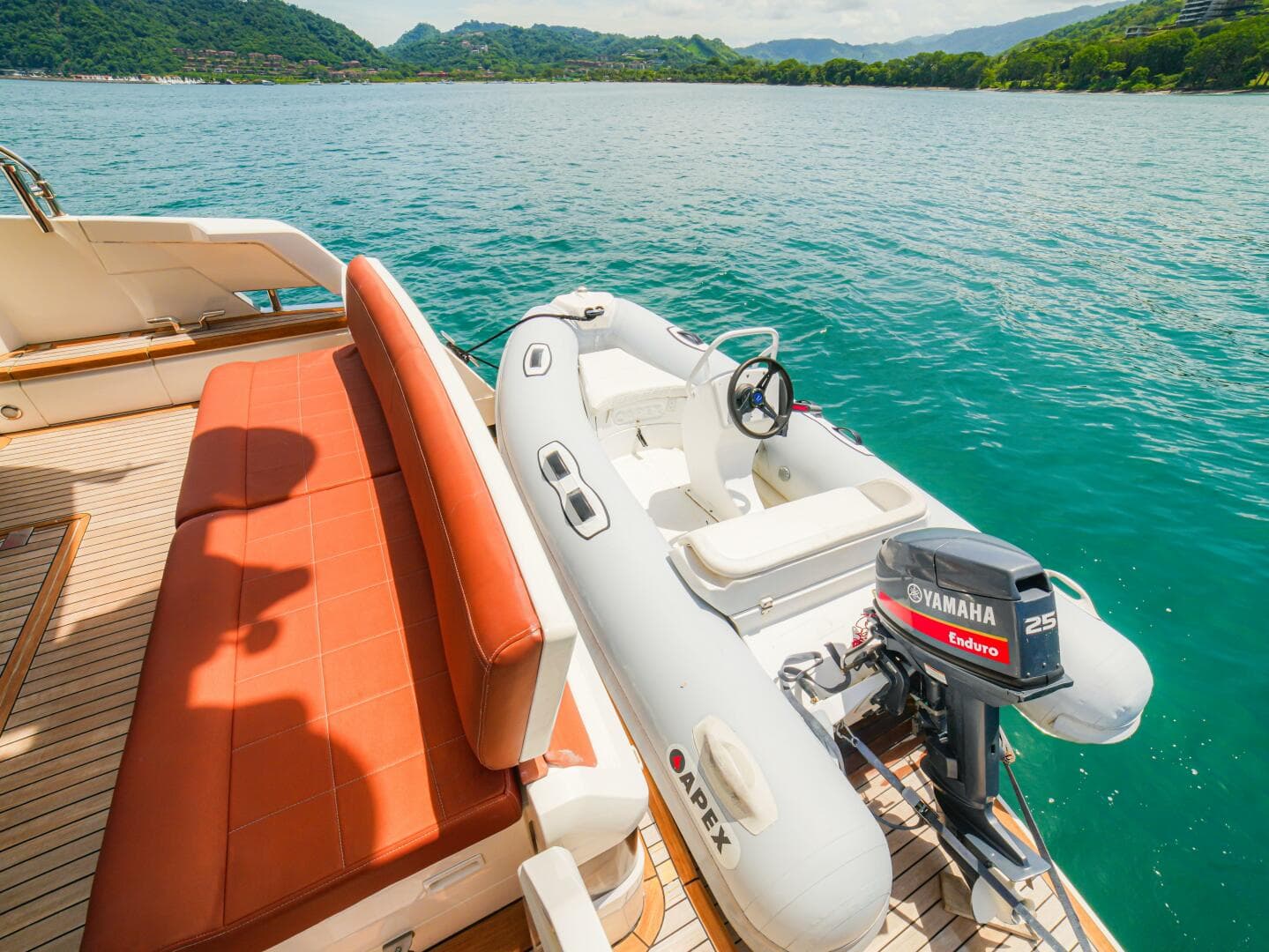 2014 Fairline 50 — photo 14