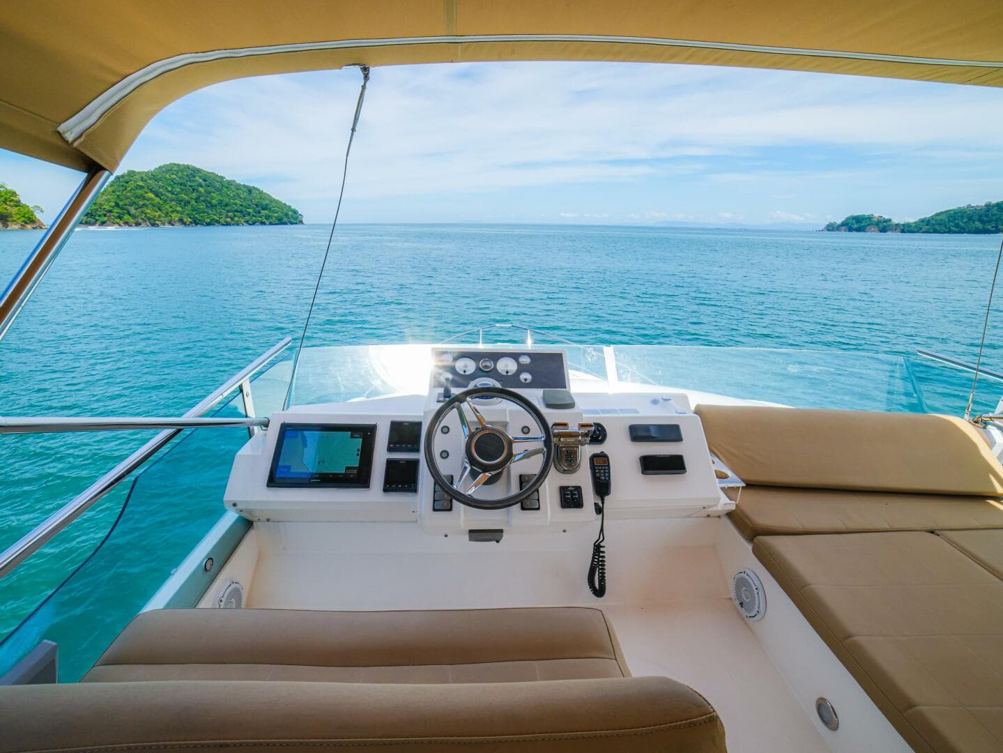 2014 Fairline 50 — photo 3