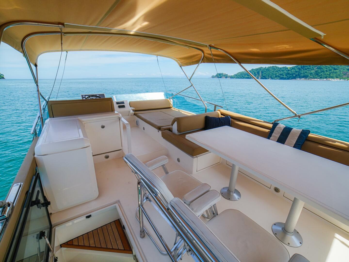 2014 Fairline 50 — photo 8