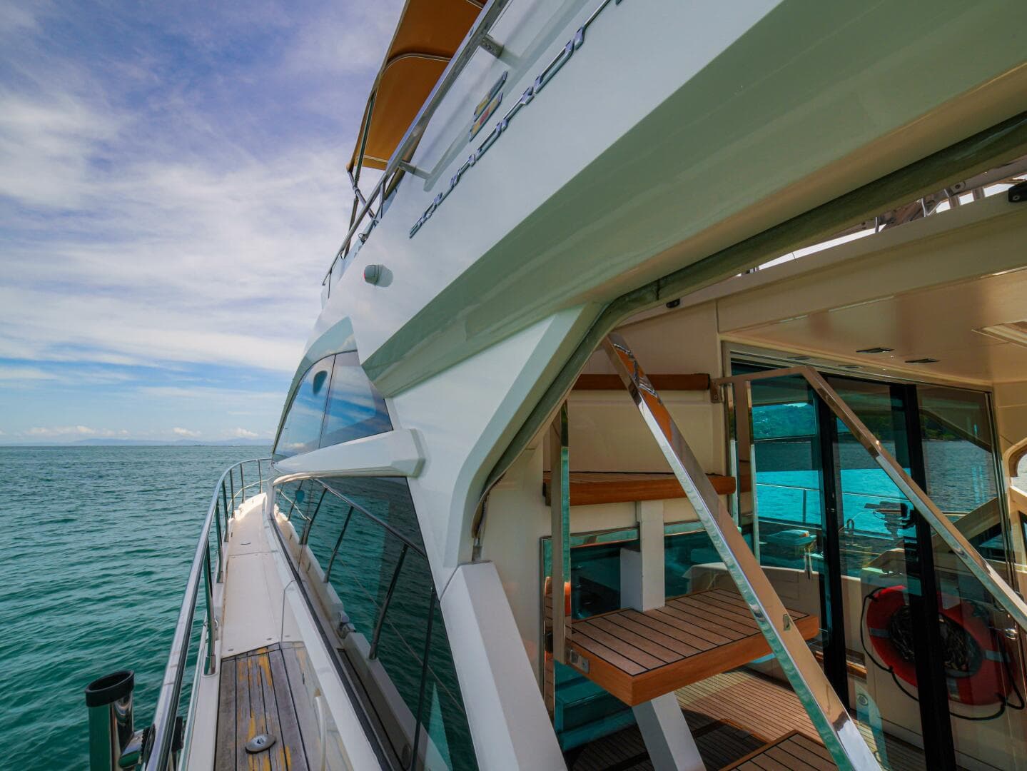 2014 Fairline 50 — photo 17