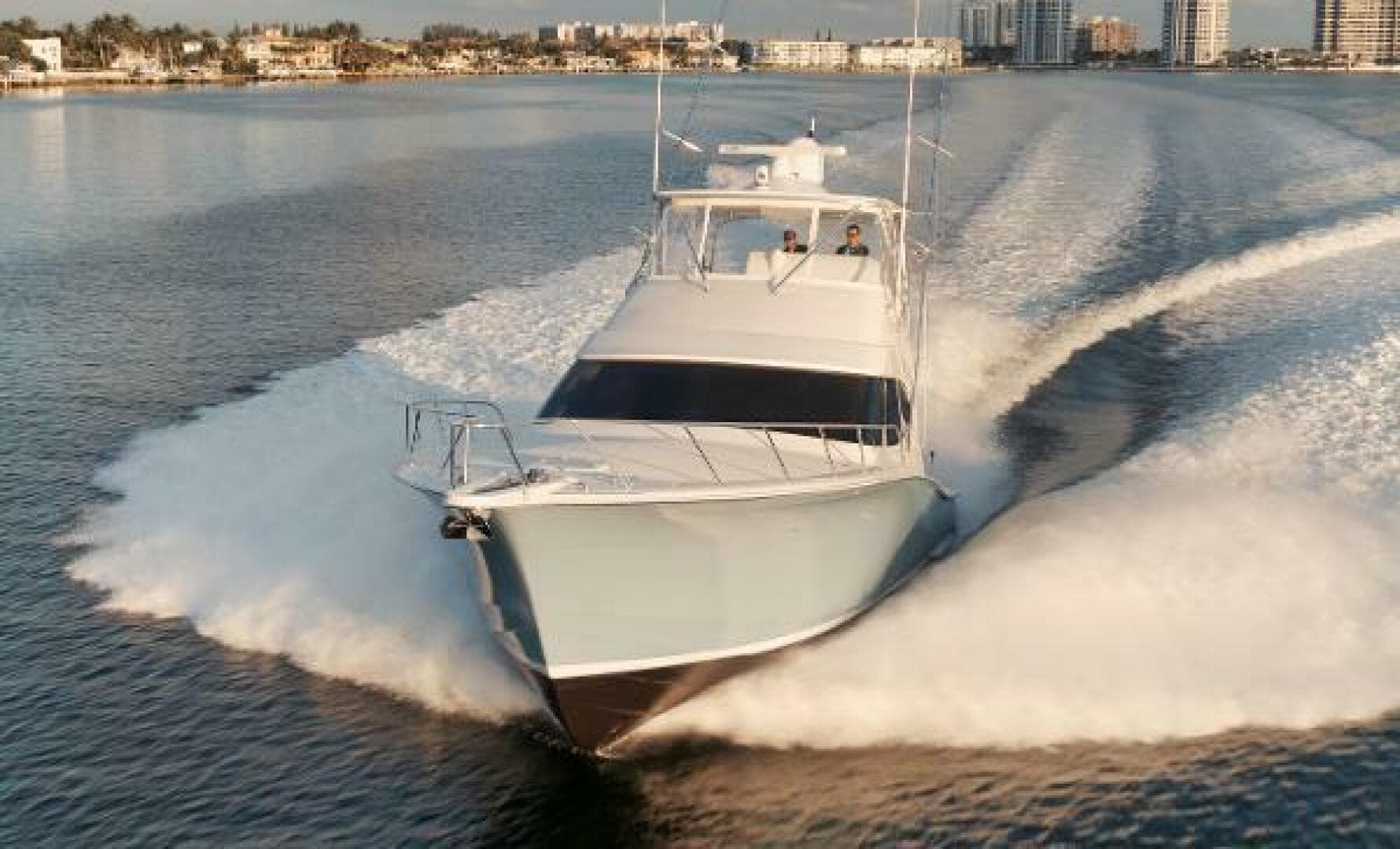 2018 Hatteras GT 54 — photo 31