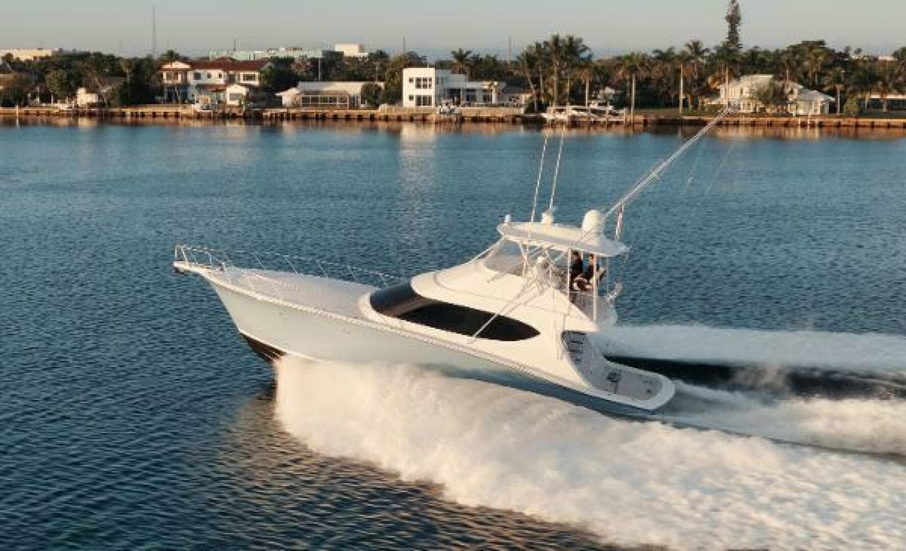 2018 Hatteras GT 54 — photo 33