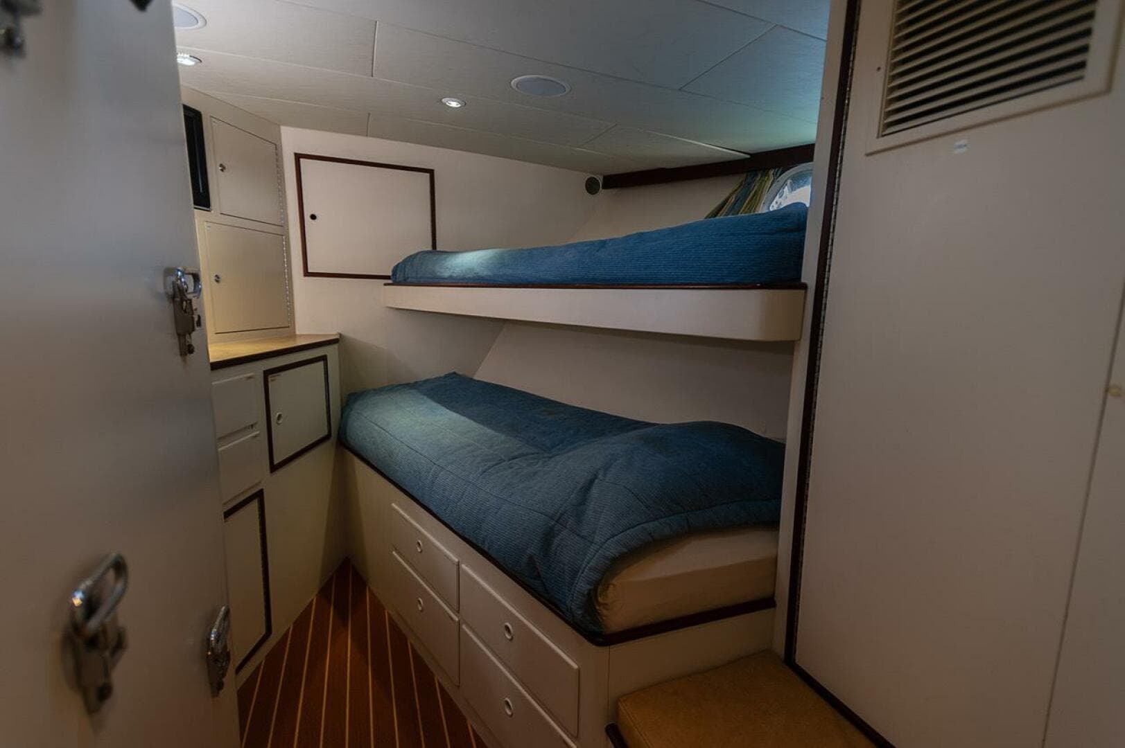 1969 Derecktor Hunt — photo 15