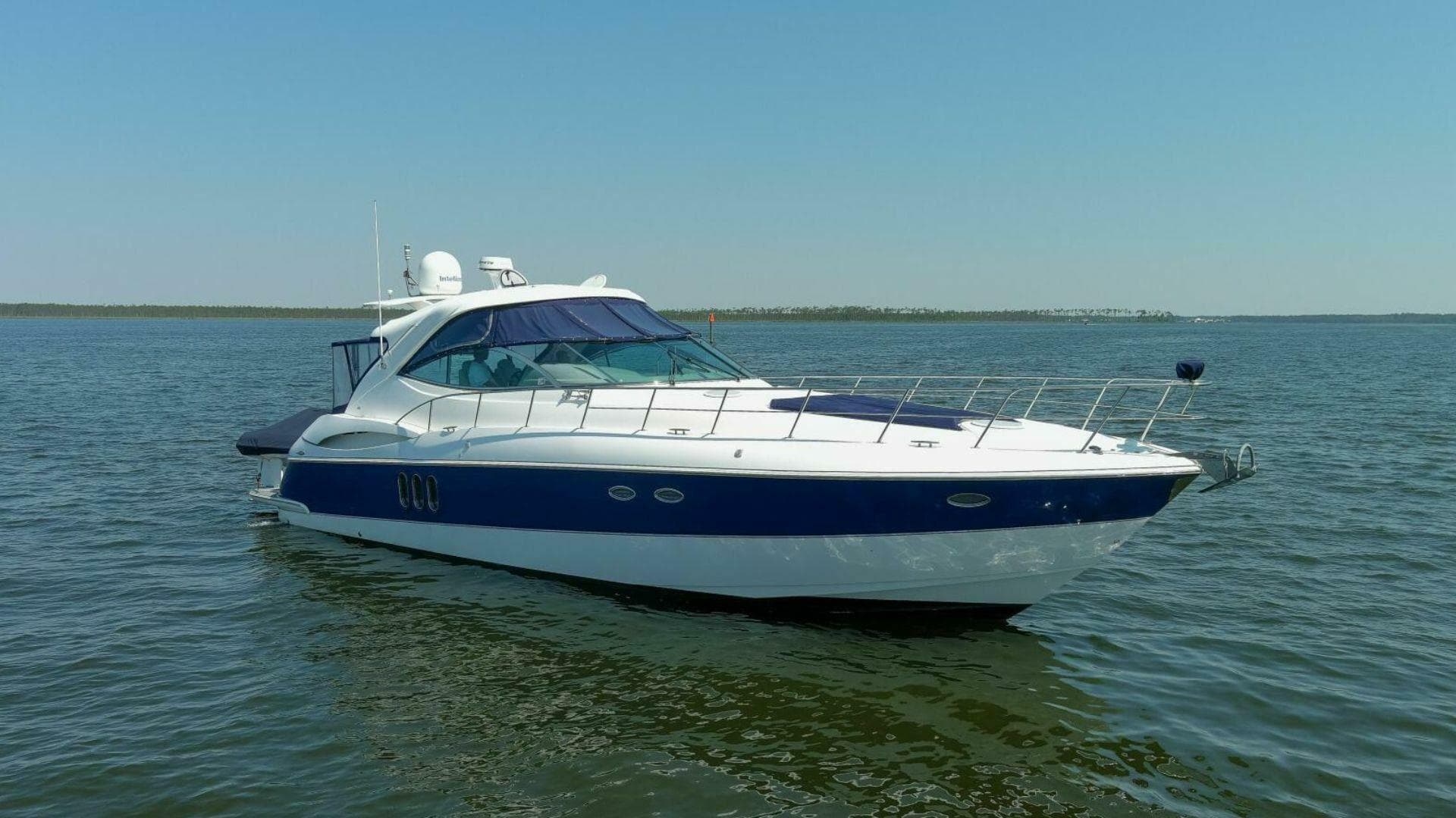 2005 Cruisers Yachts 500 Express — photo 1
