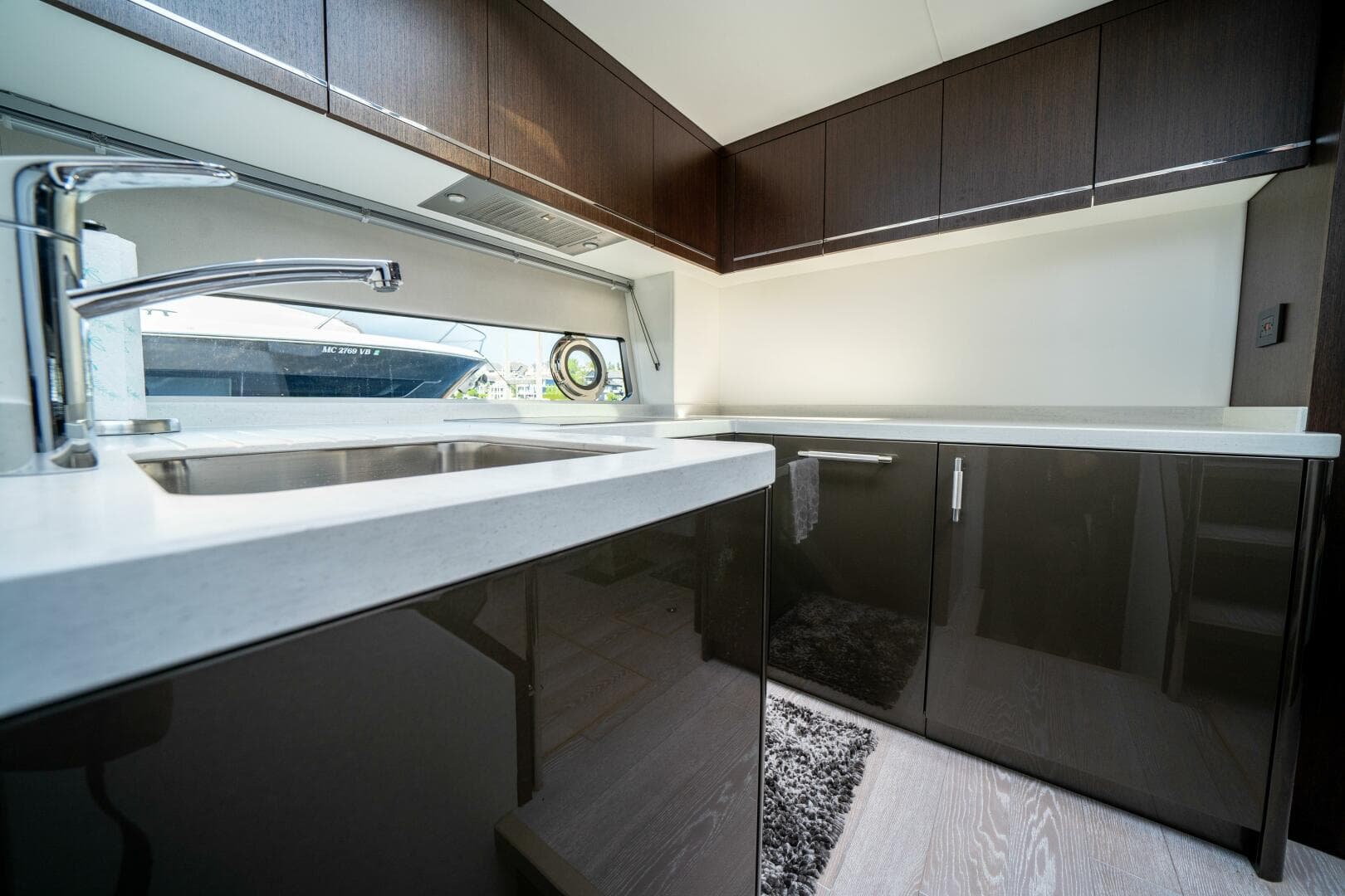 2022 Sunseeker 60 Predator Evo — photo 27