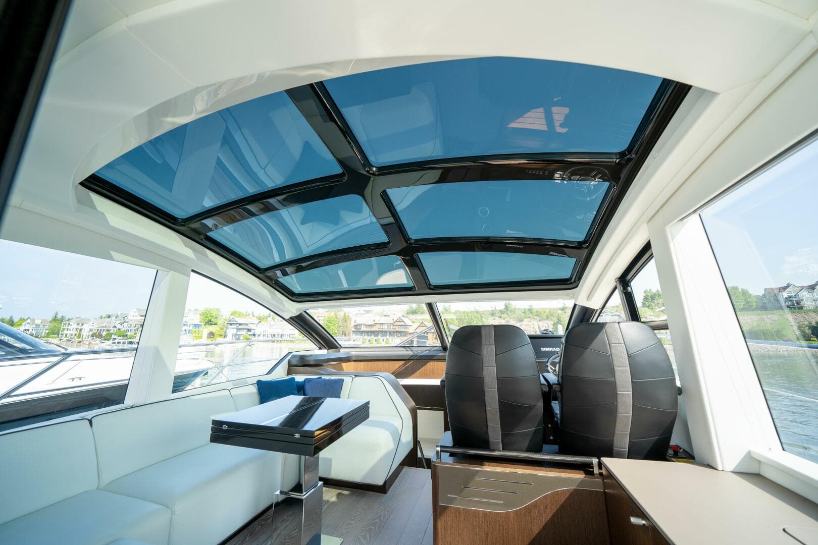 2022 Sunseeker 60 Predator Evo — photo 17