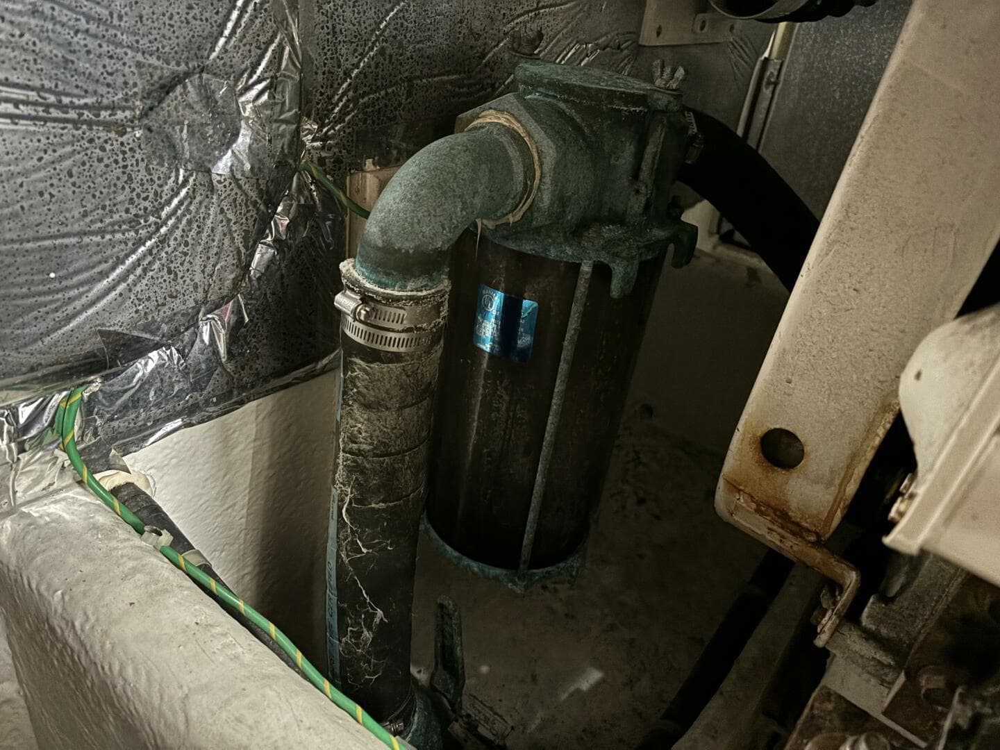 2000 Bayliner 3788 Command Bridge — photo 30