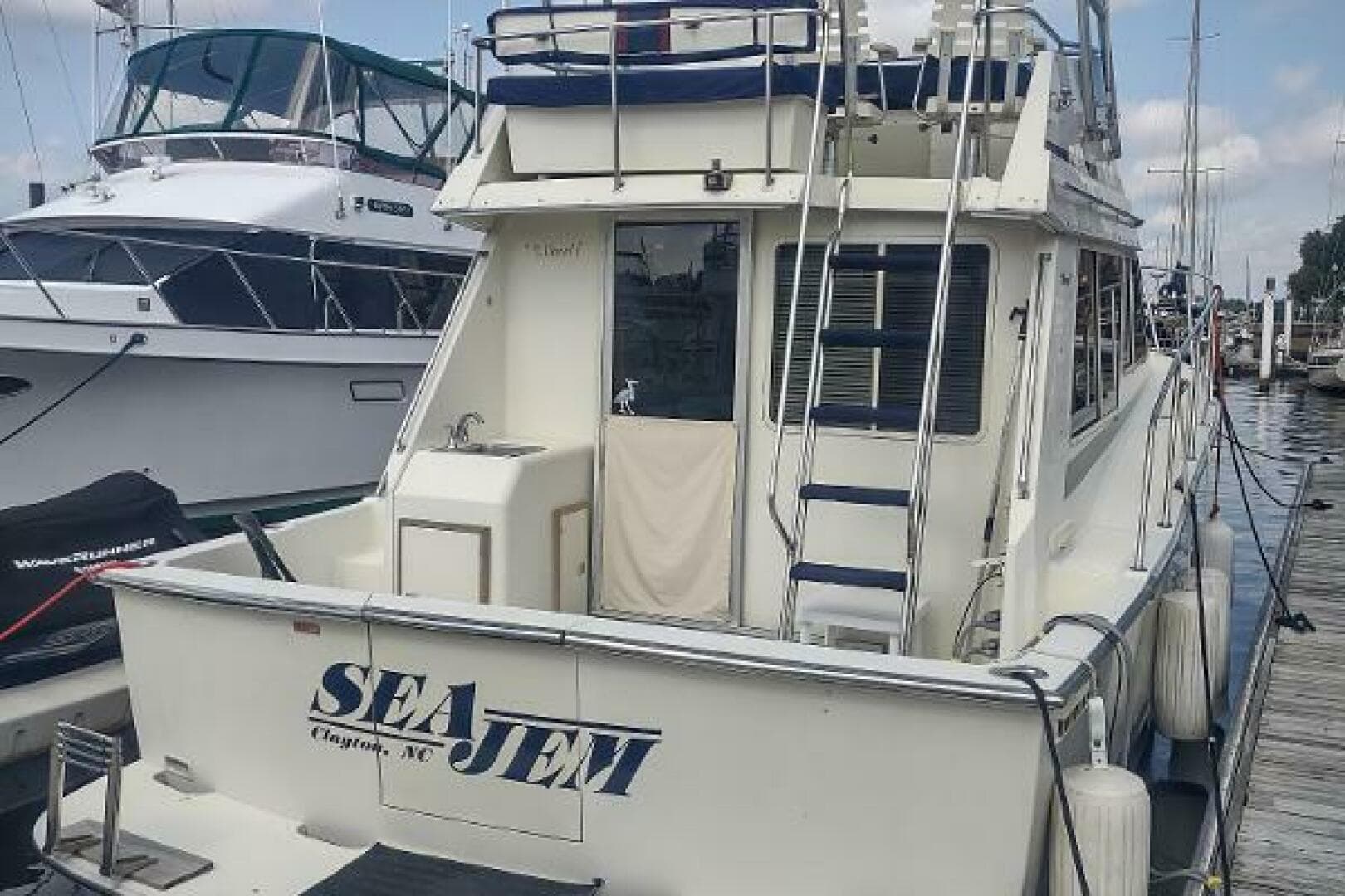 1988 Tollycraft 34 Sport Sedan — photo 53