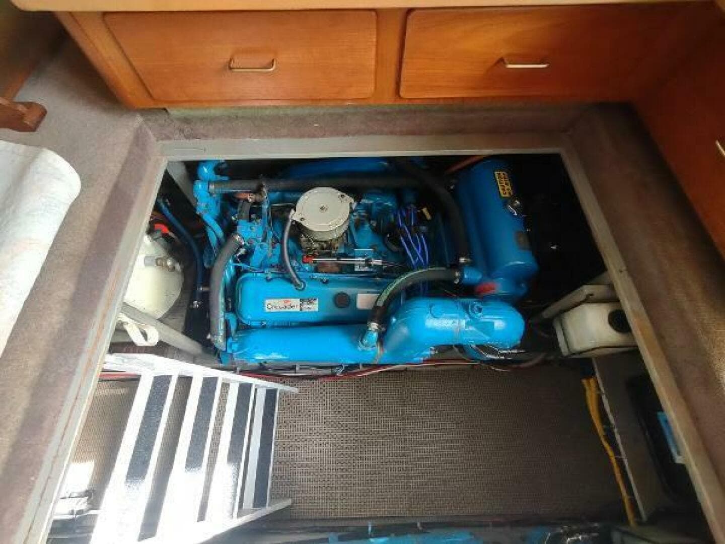 1988 Tollycraft 34 Sport Sedan — photo 37