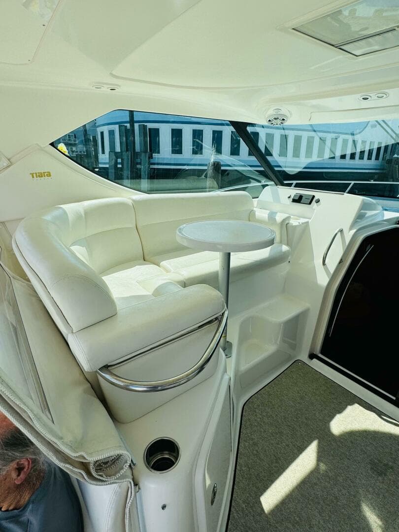 2007 Tiara Yachts 3900 Sovran — photo 7
