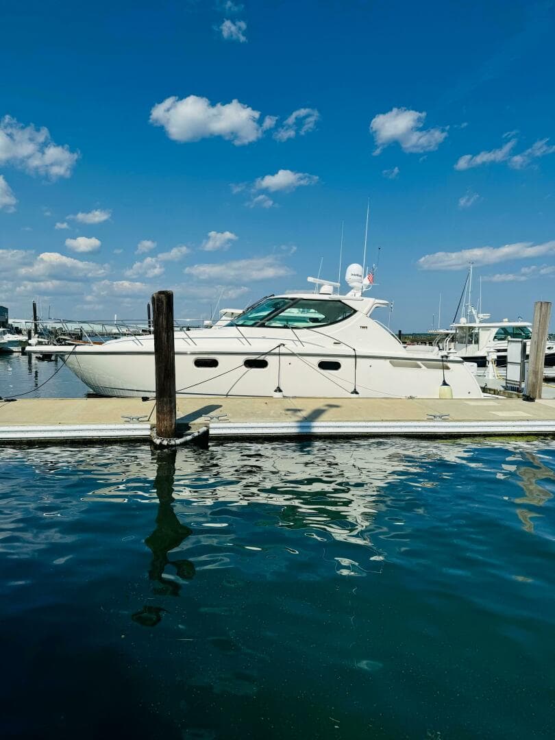 2007 Tiara Yachts 3900 Sovran — photo 2