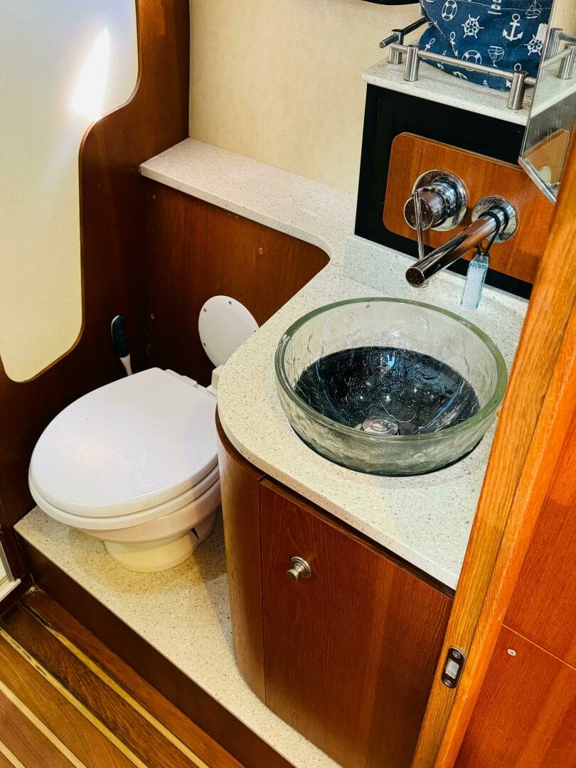 2007 Tiara Yachts 3900 Sovran — photo 33