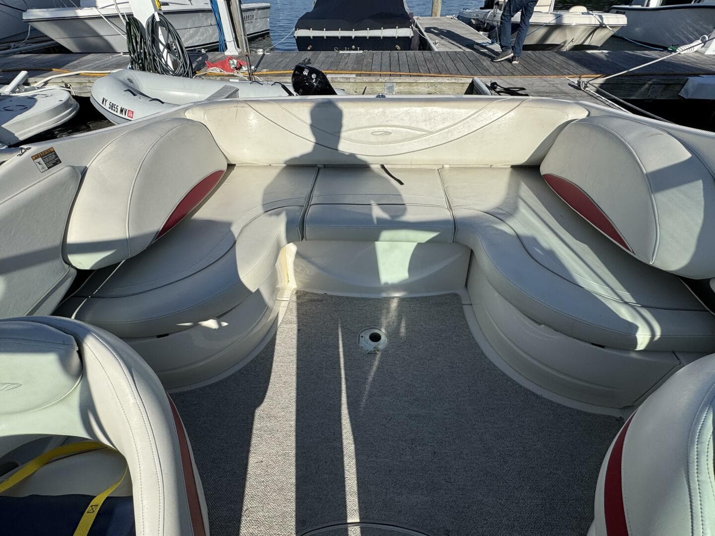 2004 Maxum 2400 SCR — photo 23