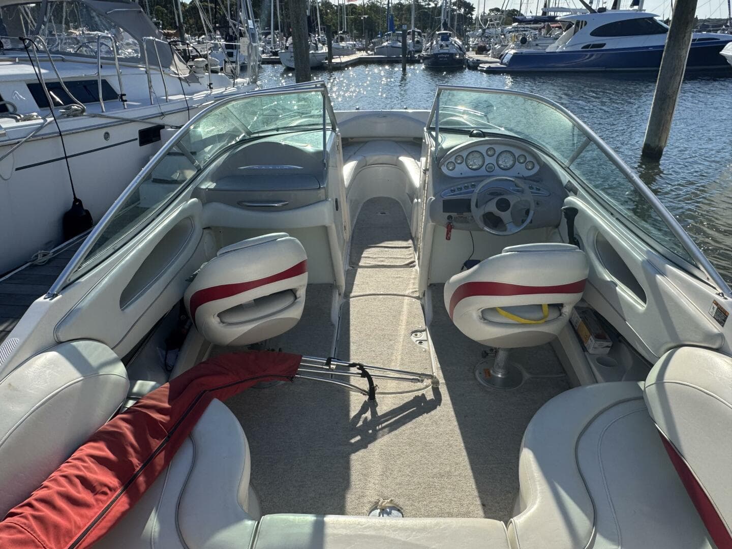 2004 Maxum 2400 SCR — photo 19