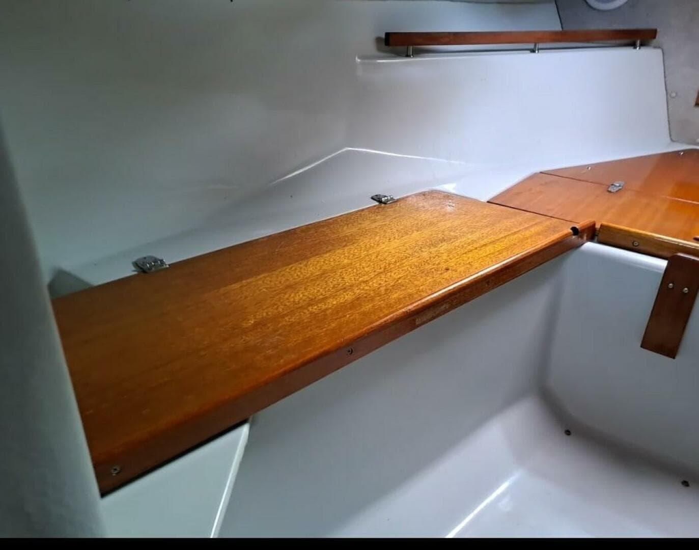 1988 Boston Whaler Temptation 2200 — photo 8