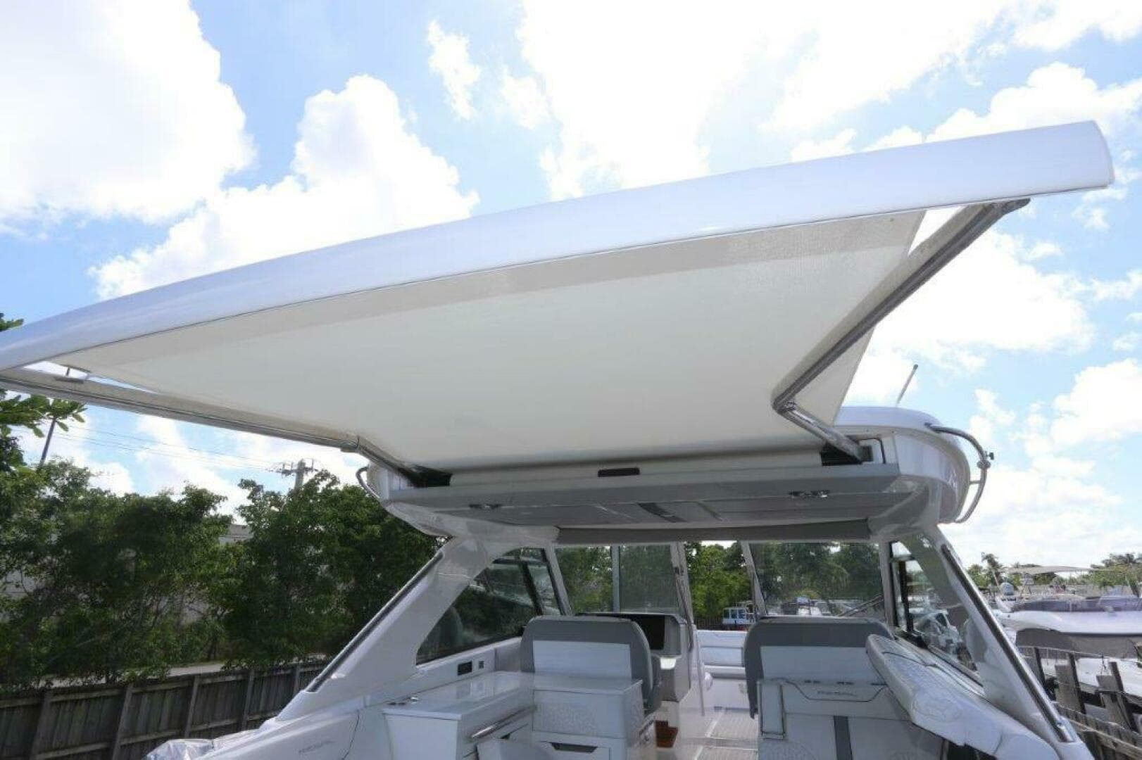 2022 Regal LX 36 — photo 26