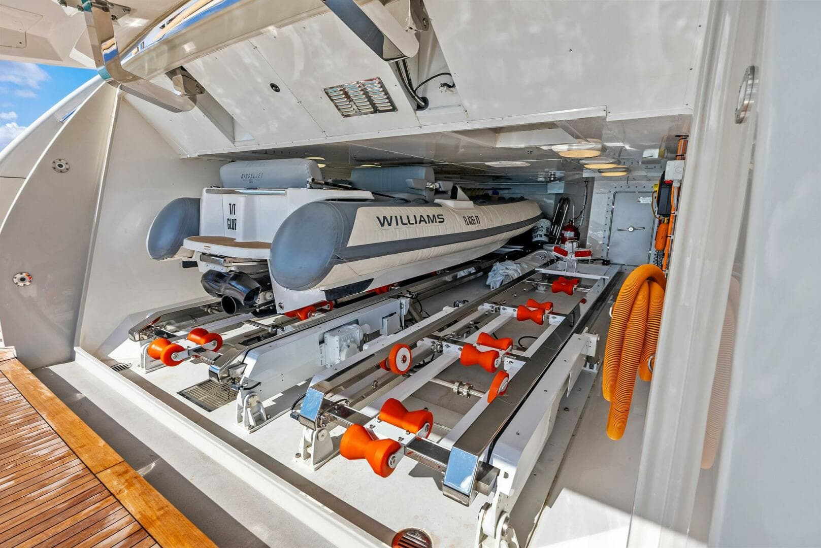 2023 Sanlorenzo SD 126 — photo 59