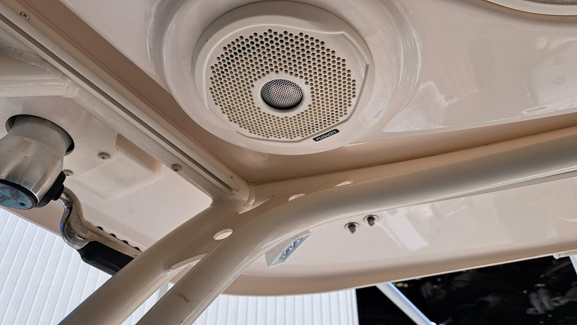 2018 Grady-White Freedom 285 — photo 38