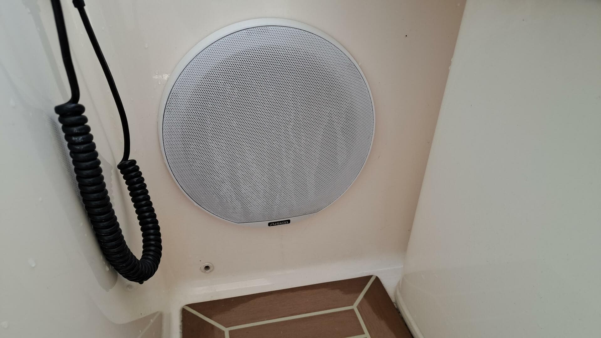 2018 Grady-White Freedom 285 — photo 39