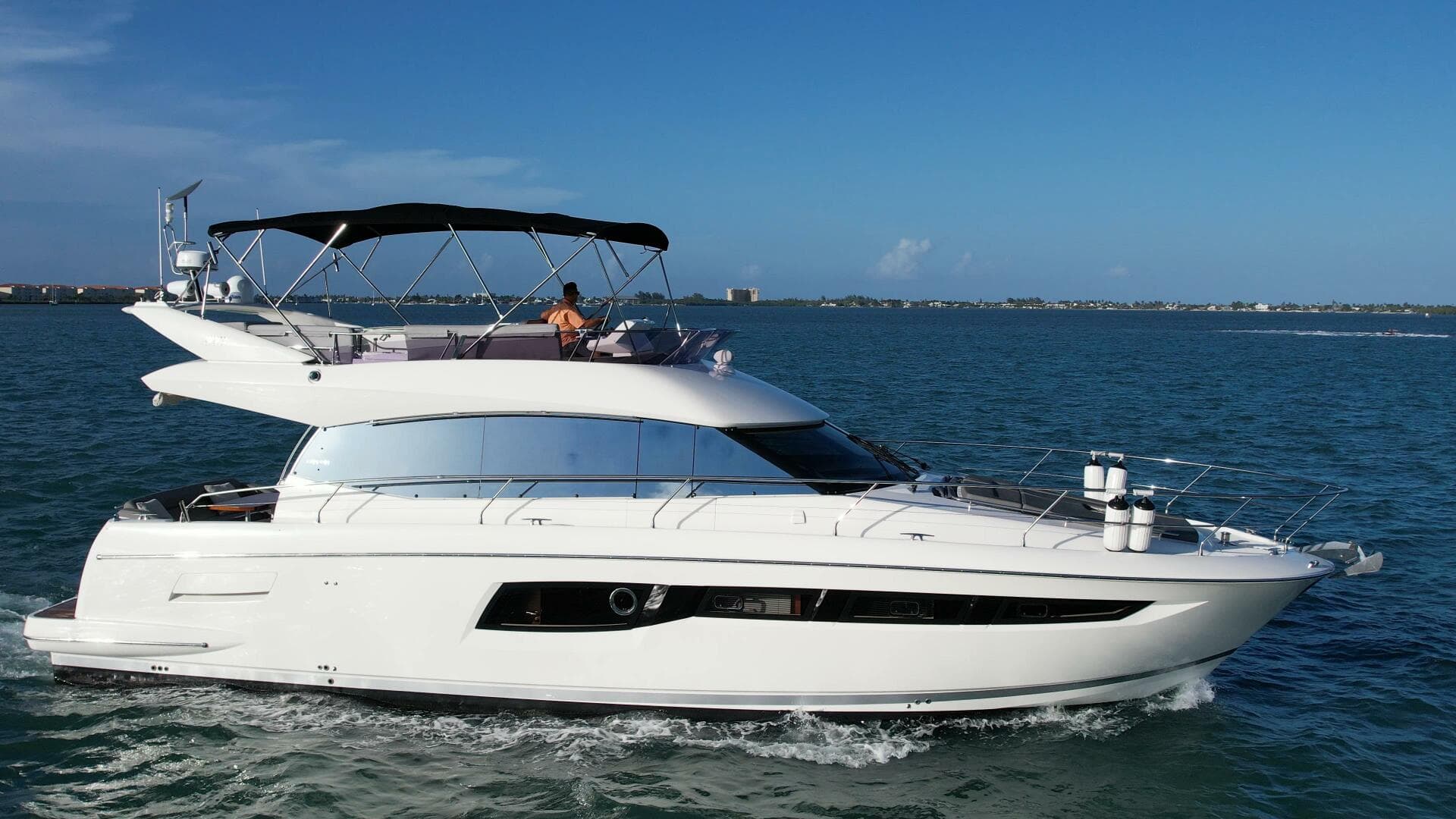 2015 Prestige — photo 2