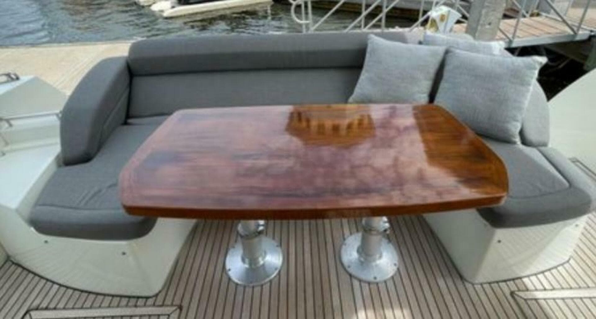 2015 Prestige — photo 30