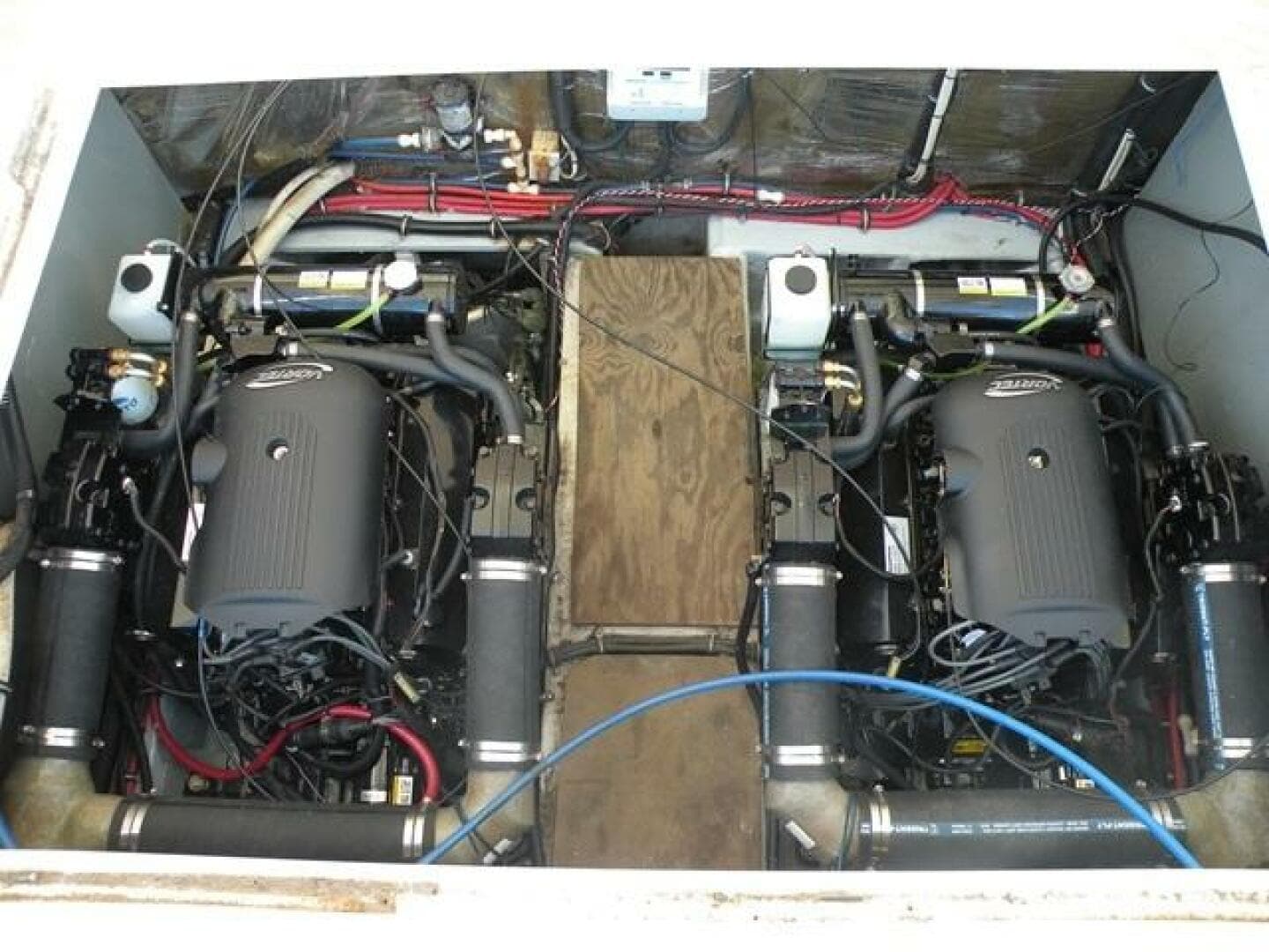 1996 Wellcraft 3300 Coastal — photo 48