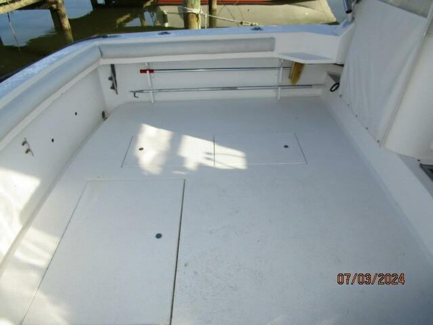 1996 Wellcraft 3300 Coastal — photo 20