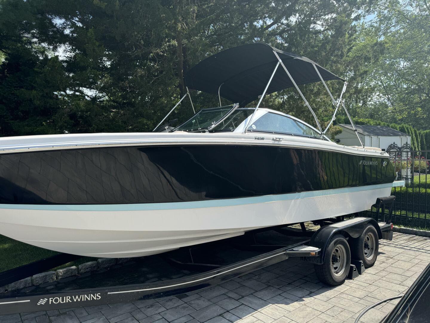 2019 Four Winns H230 — photo 3