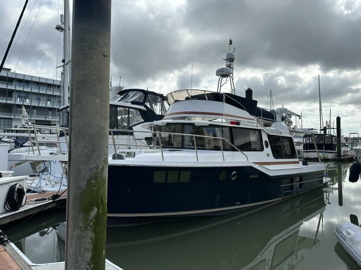 2020 Ranger Tugs R41 Cb — photo 4