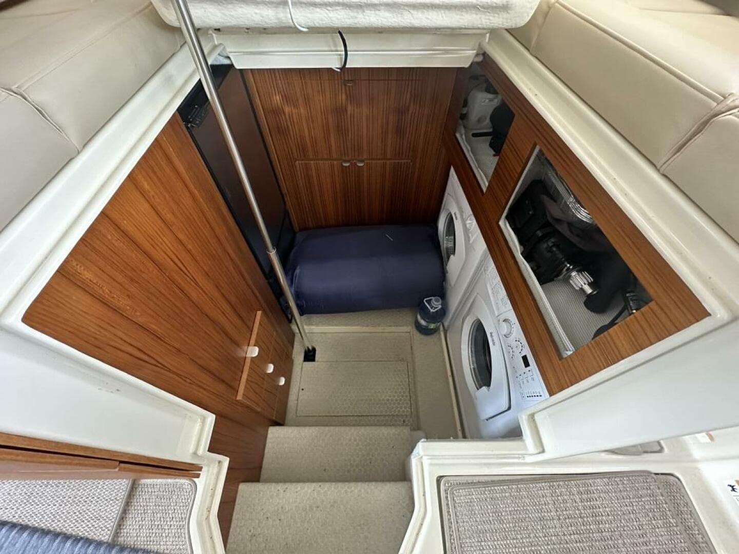 2020 Ranger Tugs R41 Cb — photo 15