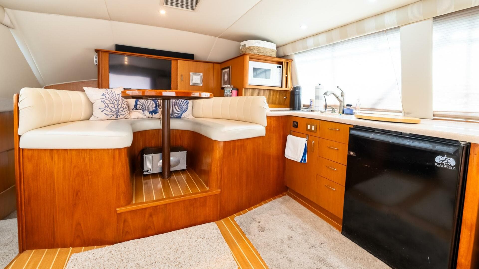 1998 Ocean Yachts 40 Convertible — photo 10