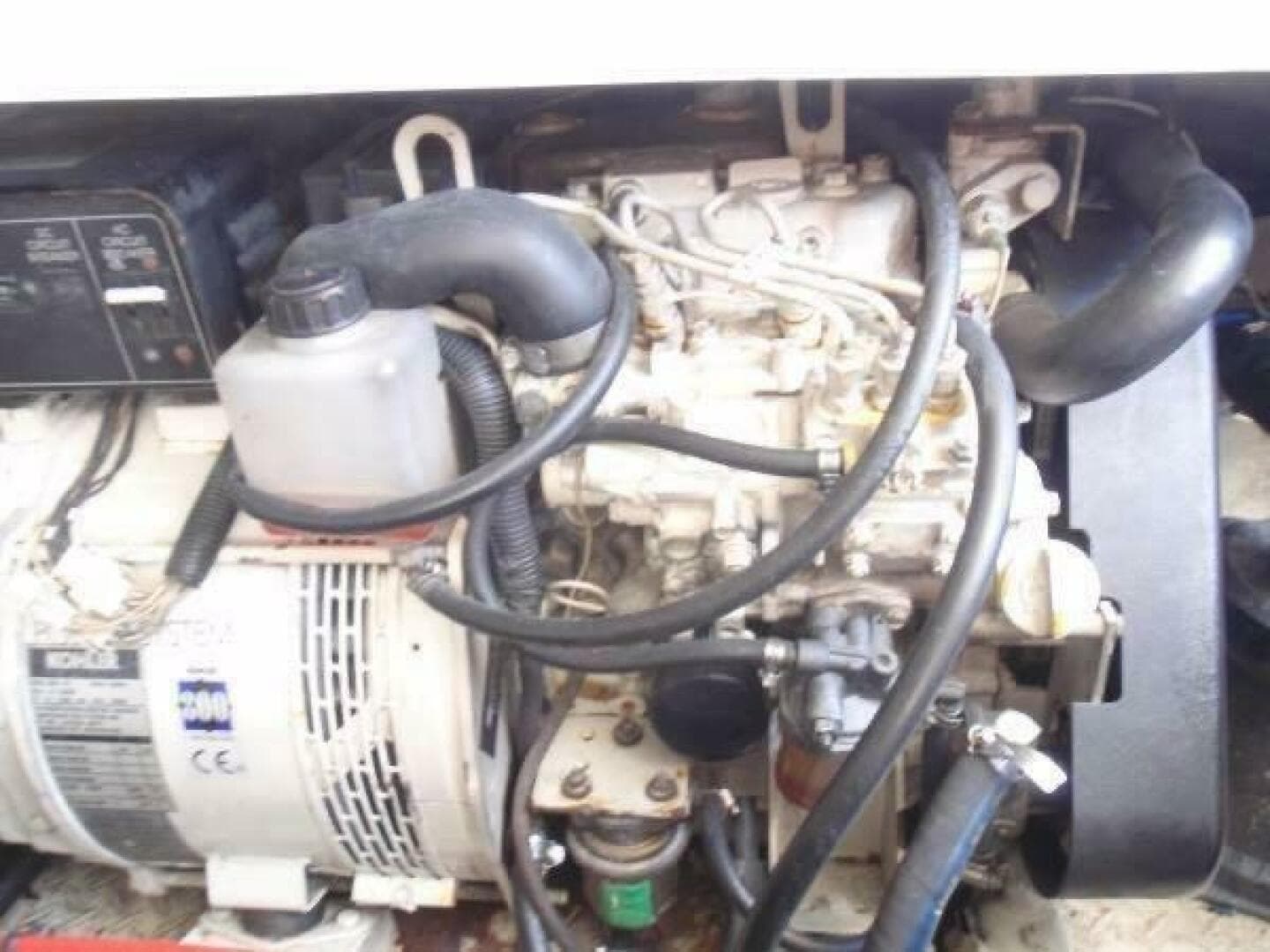 2001 Rampage 30 Express — photo 20