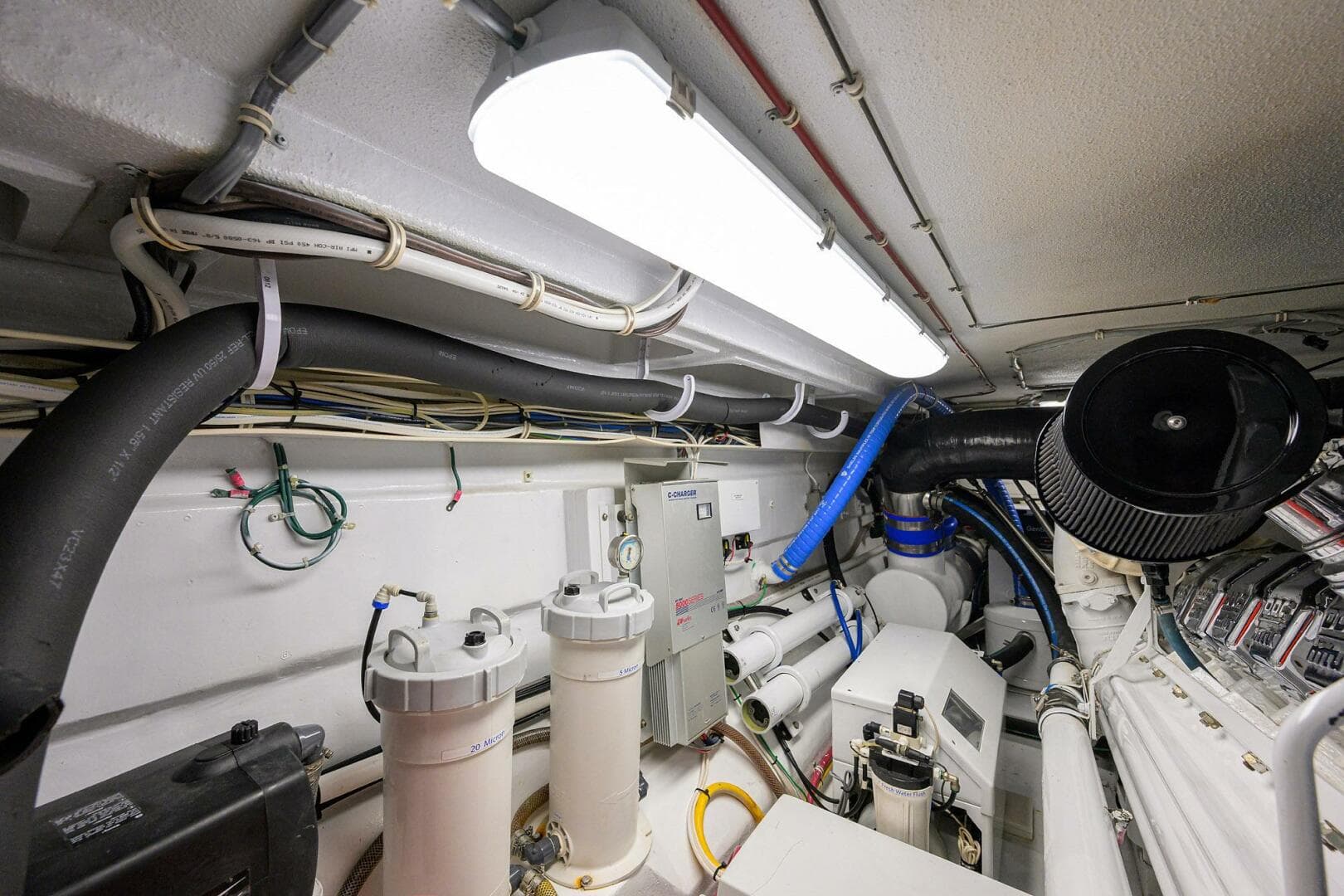 2001 Hatteras Convertible — photo 73