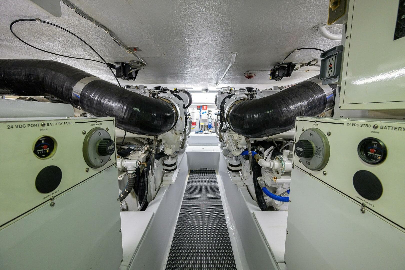 2001 Hatteras Convertible — photo 65