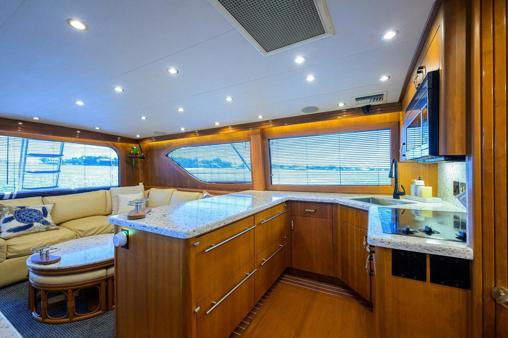 2001 Hatteras Convertible — photo 16