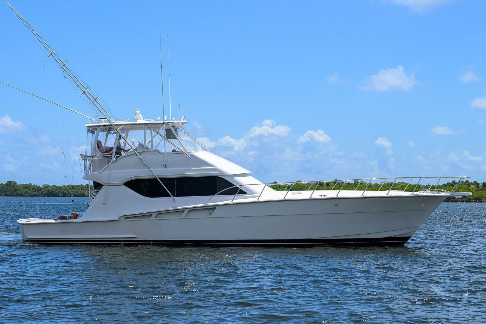 2001 Hatteras Convertible — photo 1