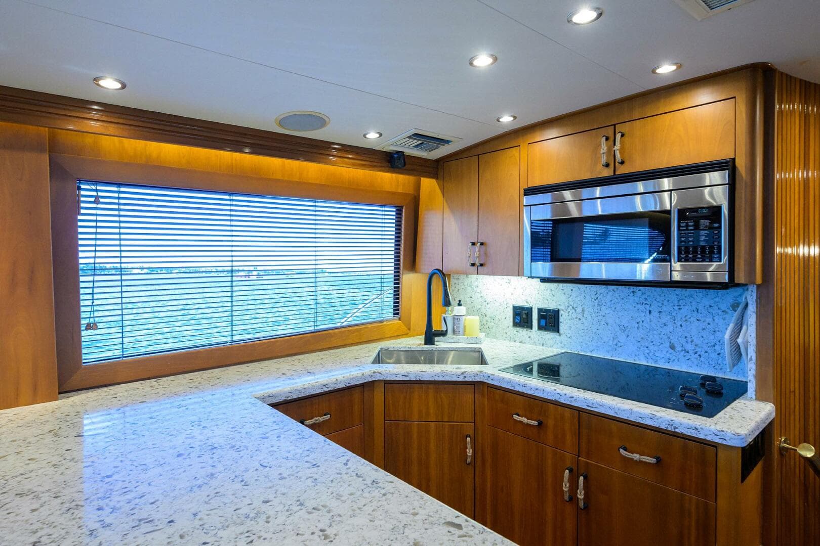 2001 Hatteras Convertible — photo 15