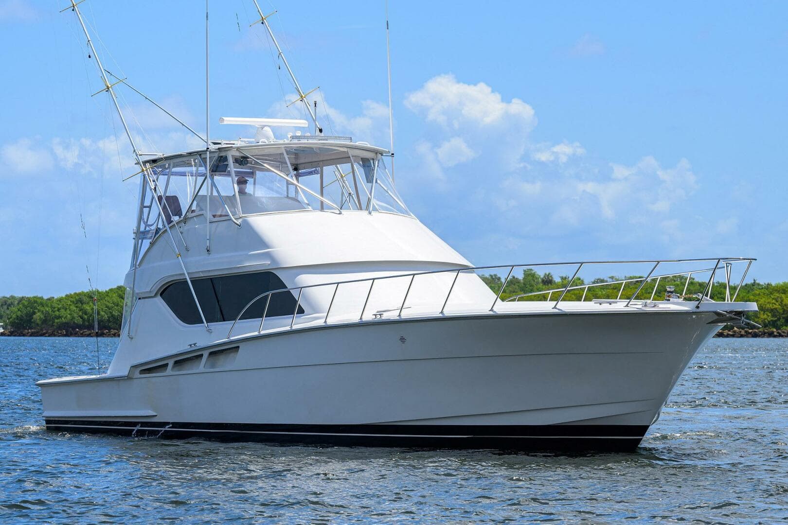2001 Hatteras Convertible — photo 40