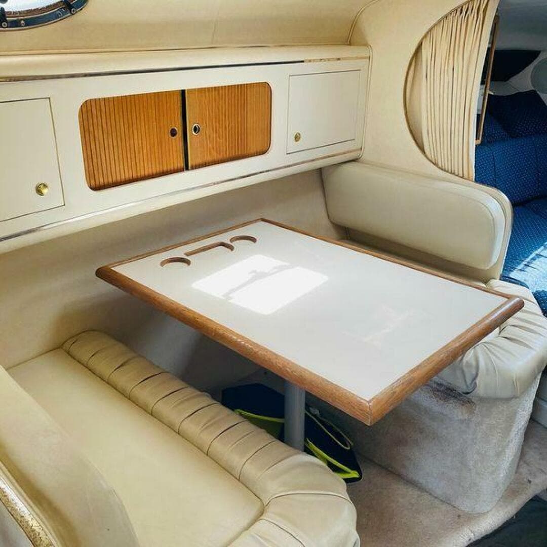 1999 Sea Ray Sundancer — photo 6